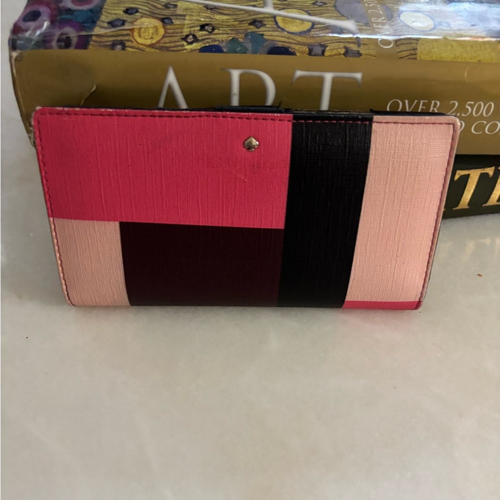 Kate Spade Elegant Multicolor Women's Wallet